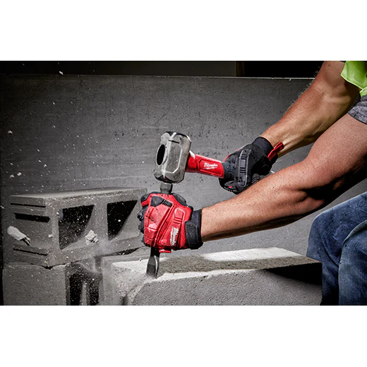 Milwaukee 3lb Fiberglass Drilling Hammer - Image 2
