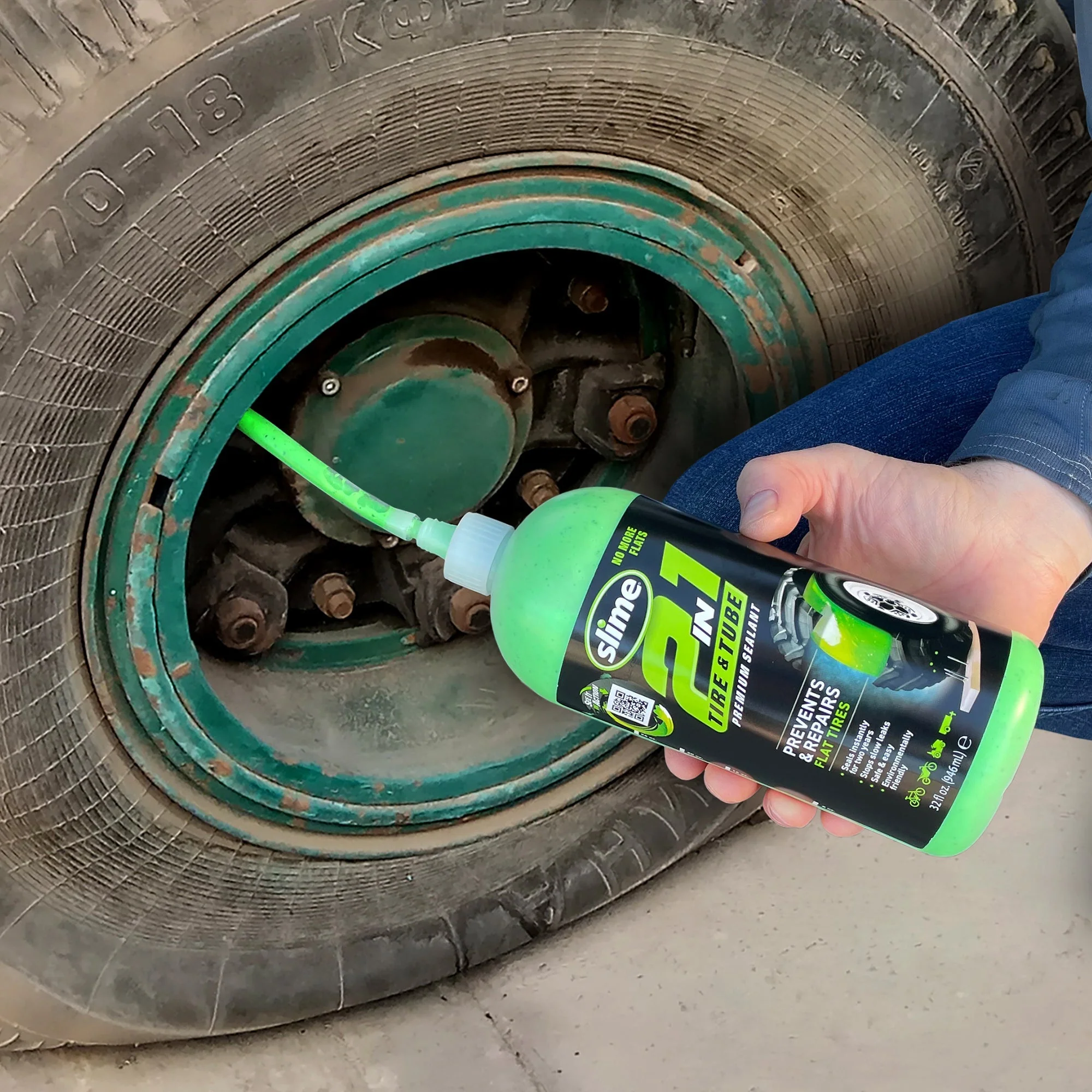 Slime 2-in-1 Tire & Tube Sealant - 32 oz. - Image 2