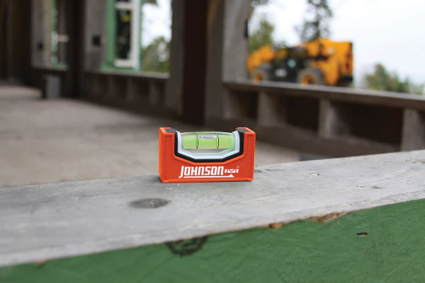 Johnson Level Magnetic Pocket Level - Image 2