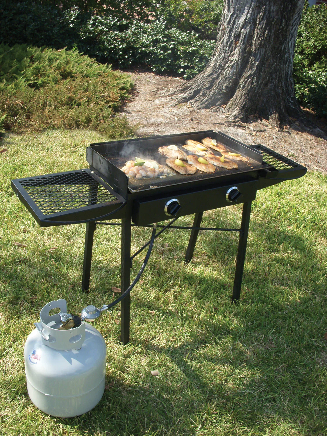 Metal King Double High Pressure Camp Stove with Steel Griddle - Image 3