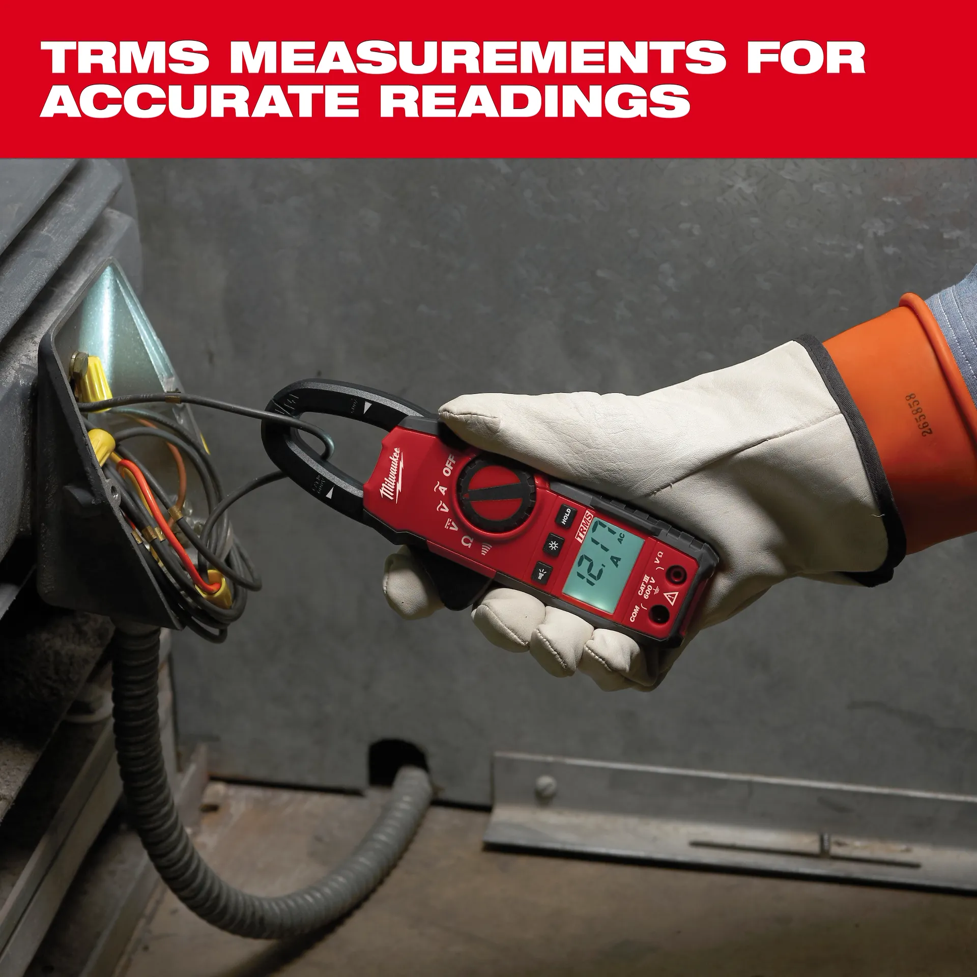 Milwaukee 400 Amp Clamp Meter - Image 2