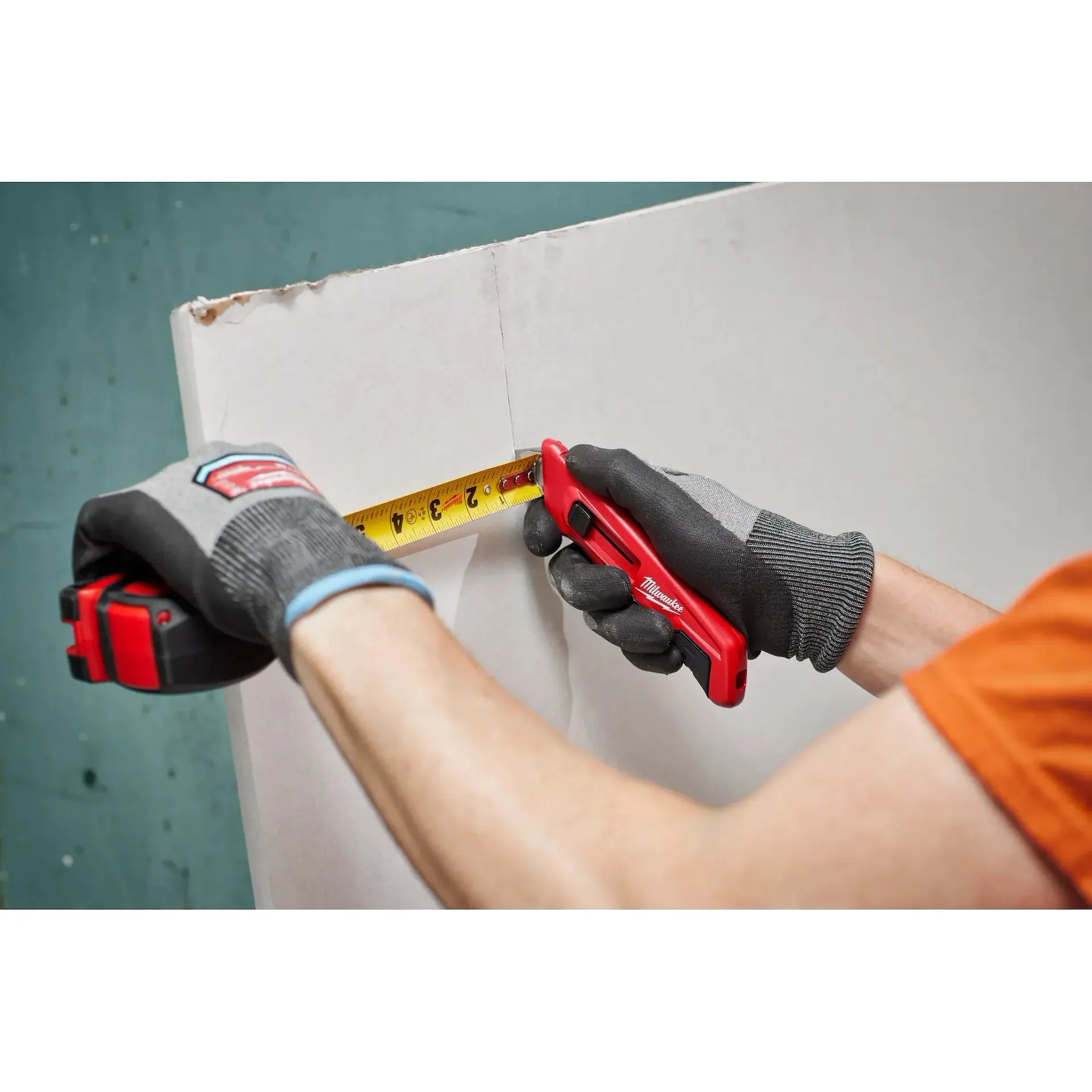 Milwaukee Side Sliding Utility Knife - Image 6