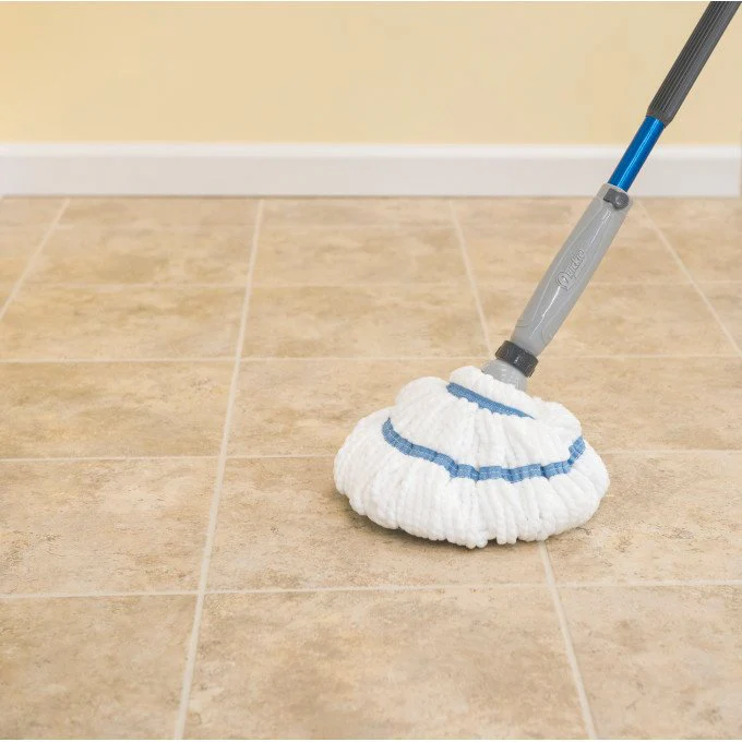 Rubbermaid Quickie® Microfiber Ratchet Twist Mop - Image 5