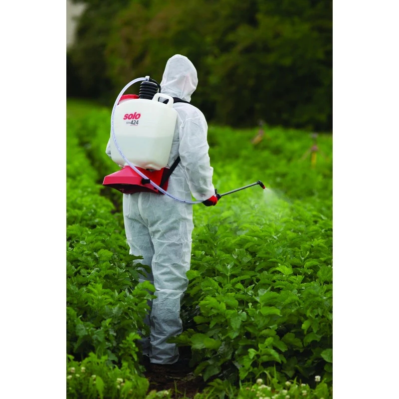 Solo 424 NOVA Backpack Sprayer with Internal Piston Pump - Image 4