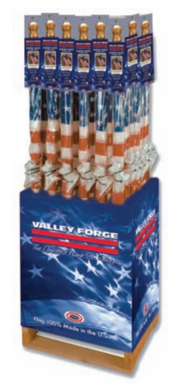 Valley Forge Polycotton Flag with Wooden Pole - Image 2